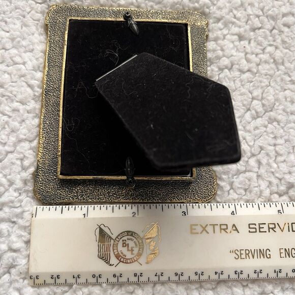 2 NEW Green Tree Gallery Photo Frame Rhinestone Red for 2 X 3” Photos Ornate - Picture 6 of 14